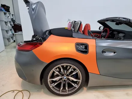 BMW Z4 프로즌그레이 전체랩핑 LB무광 오렌지 시공 / 구리시 사노동