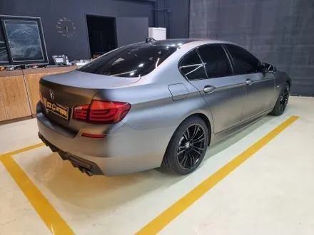 [씨씨씨랩핑]  BMW 5시리즈 단종필름으로 인하여 전체랩핑 제거후 재시공 / 구리시 사노동