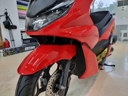 [씨씨씨랩핑] 혼다(HONDA) PCX 스쿠터 전체랩핑 에이버리 카디날 레드 시공 / 구리시 사노동