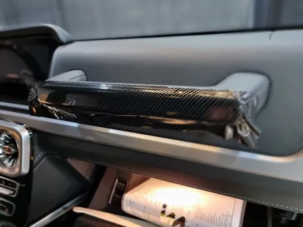 [남양주랩핑]메르세데스벤츠(mercedes-benz) g바겐 실내디자인 고광택 카본 필름으로 하이그로시 블랙 변신! / 구리시 사노동
