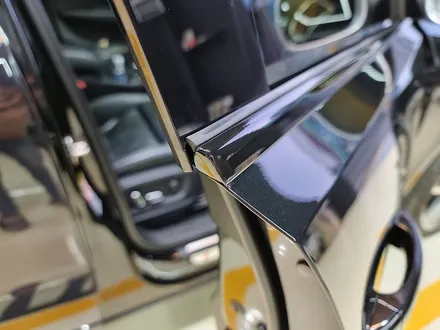 아우디(audi)Sq5 전체크롬죽이기 루프렉.윈도우몰딩 시공 3M2080 유광블랙 / 구리시 사노동