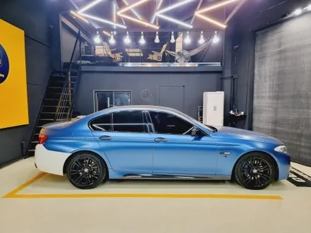 [씨씨씨랩핑]  BMW 5시리즈 단종필름으로 인하여 전체랩핑 제거후 재시공 / 구리시 사노동