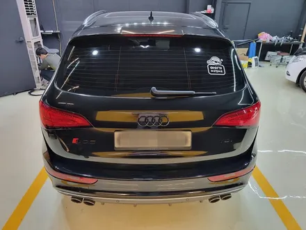 아우디(audi)Sq5 전체크롬죽이기 루프렉.윈도우몰딩 시공 3M2080 유광블랙 / 구리시 사노동