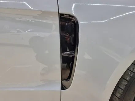 [씨씨씨랩핑] 포르쉐 파나메라(Panamera 4  Porsche)  고광택 크레용 그레이 색상 전체랩핑 / 구리시 사노동