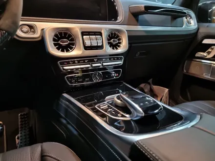 [남양주랩핑]메르세데스벤츠(mercedes-benz) g바겐 실내디자인 고광택 카본 필름으로 하이그로시 블랙 변신! / 구리시 사노동