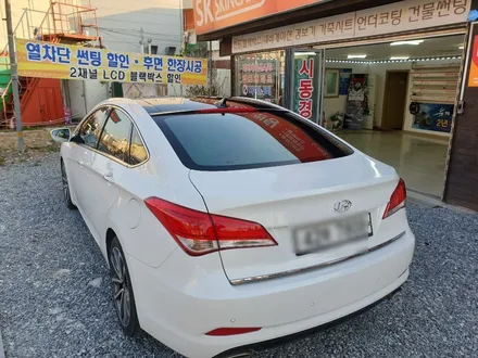 청주  현대 i40 살룬 열차단썬팅 파노라마썬루프 썬팅 영운동 카스톨 블랙박스 네비게이션 후방카메라 원격시동경보기 / 청주, 세종, 천안