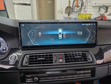 청주BMW520D 안드로이드 올인원14.9인치 장착 M핸들교체시공 \