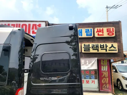 삼성르노 마스터 안드로이드 올인원 후방카메라 캠핑카 배선뺄곳이 없......날씨는뜨겁고 땀한바가지 ㅋㅋㅋ(청주르노마스타안드로이드) / 청주, 세종, 천안
