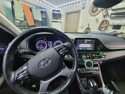 인천에서방문 그랜져IG풀옵션차량 순정기능100%살려서 안드로이드 올인원작업 마감퀄 이보다 완벽할순없다 ! #그랜져IG순정기능활성안드로이드#인천그랜져IG안드로이드 / 청주, 세종, 천안