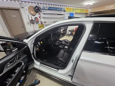 포항에서방문 제네시스G70순정기능연동안드로이드올인원장착은 이렇게해야됩니다~ 타샵에서설치후 전부탈착후재시공 순정같은 마감퀄리티 깔끔합니다. / 청주, 세종, 천안