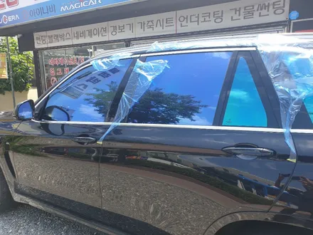 청주  BMW  X5  열차단썬팅 애니가드반사필름 AP80R 영운동카스톨 수입차 원격시동 안드로이드올인원 열차단썬팅전문 / 청주, 세종, 천안