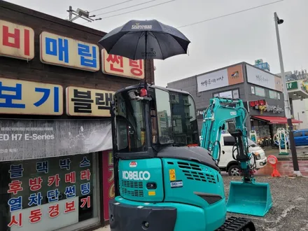 청주 미니포크레인 열차단썬팅 애니가드 반사 AP80r 전체시공 후방카메라 모니터시공 청주반사썬팅 / 청주, 세종, 천안