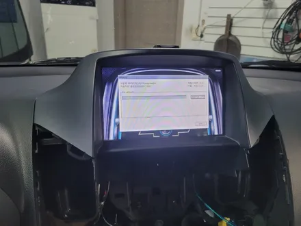 올란도 트립일체형작업~ 현대DLS i8 아이나비3D ,jy커스텀 N트립 그동안 오디오화면이 안나와서 불편하셨을텐데 순정오디오화면연동완료! #올란도네비매립#올란도모니터교체 / 청주, 세종, 천안