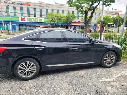 그랜져HG 열차단썬팅 전체시공과 카인원안드로이드올인원 AHD후방카메라까지 멋져부러~#청주안드로이드 #그랜져HG카인원안드로이드#그랜져HG반사썬팅 / 청주, 세종, 천안