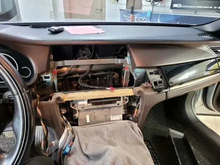 청주 BMW730D 알리직구 안드로이드올인원 장착 15년식 MBT 순정모니터액정불량으로 교체시공하였습니다.#청주BMW7시리즈안드로이드올인원#청주알리직구BMW#BMW모니터교체 / 청주, 세종, 천안