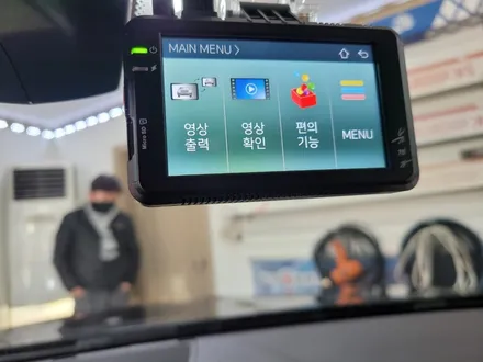 청주 BMW보조베터리 시공 BMW518i  셀스타보조베터리 뷰게라블랙박스 레전드64기가장착 청주수입차보조베터리 청주수입차안드로이드 전문점 / 청주, 세종, 천안