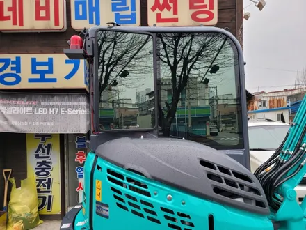 청주 미니포크레인 열차단썬팅 애니가드 반사 AP80r 전체시공 후방카메라 모니터시공 청주반사썬팅 / 청주, 세종, 천안