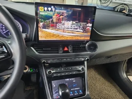 경남창원시에서방문하신 그랜져ig차량입니다. 순정기능살려서 안드로이드올인원 13인치 작업 주말예약하시고 오전일찍방문해주셨습니다.#그랜져IG순정기능활성안드로이드#진해그랜져IG안드로이드 / 청주, 세종, 천안