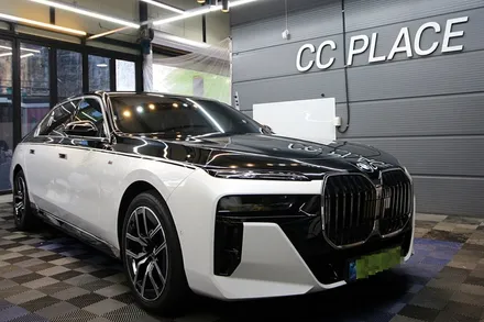 구리 하남 투톤 랩핑, BMW G70 7시리즈 화이트 바디에 듀오톤으로 플래그십의 품격을 입히다 / 남양주시 평내동