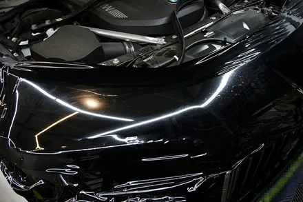 구리 하남 투톤 랩핑, BMW G70 7시리즈 화이트 바디에 듀오톤으로 플래그십의 품격을 입히다 / 남양주시 평내동