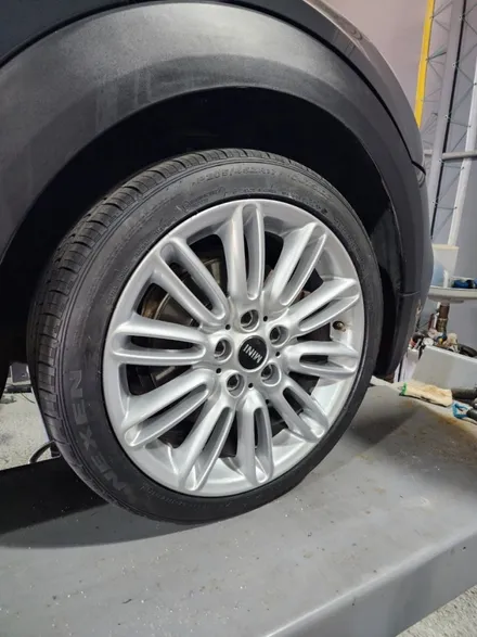 광주타이어 휠복원 첨단휠복원 BMW미니쿠퍼 18인치 도장휠복원 / 광주 광산구