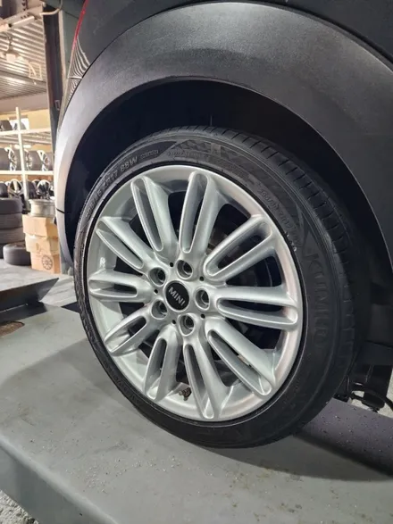 광주타이어 휠복원 첨단휠복원 BMW미니쿠퍼 18인치 도장휠복원 / 광주 광산구