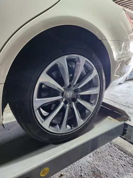 광주휠복원 첨단휠복원 벤츠 CLS350 컷팅휠복원 / 광주 광산구