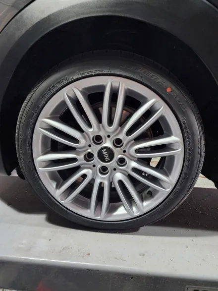 광주타이어 휠복원 첨단휠복원 BMW미니쿠퍼 18인치 도장휠복원 / 광주 광산구