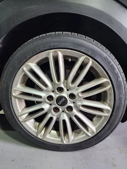 광주타이어 휠복원 첨단휠복원 BMW미니쿠퍼 18인치 도장휠복원 / 광주 광산구