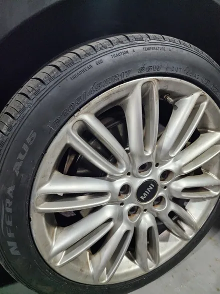 광주타이어 휠복원 첨단휠복원 BMW미니쿠퍼 18인치 도장휠복원 / 광주 광산구