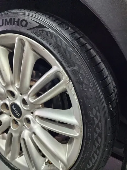광주타이어 휠복원 첨단휠복원 BMW미니쿠퍼 18인치 도장휠복원 / 광주 광산구