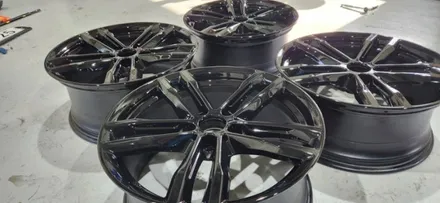 bmw휠도색,블랙유광휠도색,조색,수입차휠도색,평택휠복원,특수도색, / 평택시 청북읍