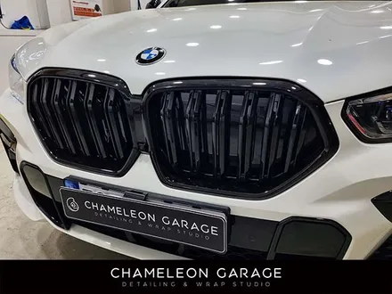 카멜레온게러지[BMW X6 크롬죽이기] 노원광택,PPF,디테일링,노원랩핑,랩핑,유리막코팅,노원세차,부분랩핑,사이드데칼,사이드스컷,디퓨저,디퓨저 랩핑,전체랩핑 카멜레온게러지 / 서울 노원구
