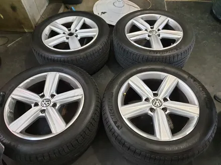 대구휠도색-[폭스바겐 투아렉 순정19인치휠 고스트크롬 색상 휠복원]휠수리, 대구 자동차 휠 / 대구 동구 동호동