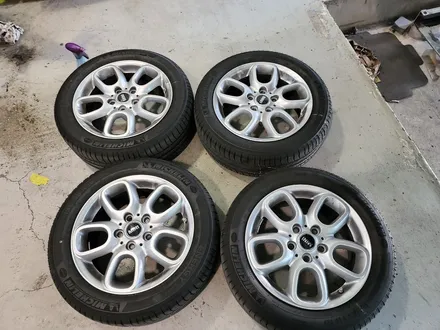 대구휠수리-[BMW 미니 순정휠 블랙유광 색상 휠도색]휠복원/대구 자동차 휠 / 대구 동구 동호동