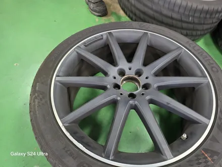 대구 자동차 휠복원 휠도색 휠수리 - [벤츠 GLA45 AMG 차량 순정 20인치 블랙유광/림끝라인 복원] 대구 자동차 휠 / 대구 동구 동호동