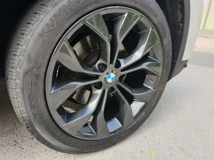 대구휠복원-[BMW X4 순정휠 고스트크롬 색상 휠도색]휠수리, 대구 자동차 휠 / 대구 동구 동호동