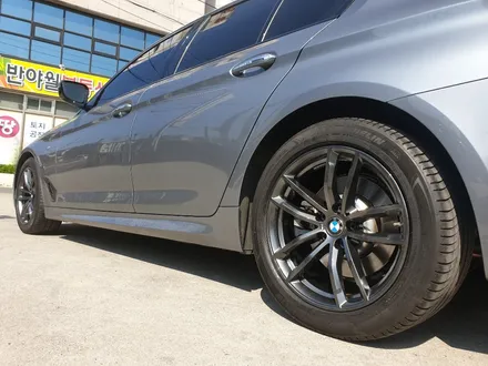 대구 휠복원-[신형BMW5 순정G30휠 고스트크롬 색상 휠도색]휠수리, 대구 자동차 휠 / 대구 동구 동호동