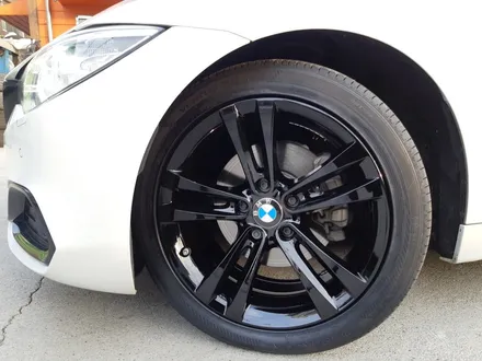 대구휠도색[BMW420D 그란쿠페 18인치 순정휠 블랙유광 색상 휠복원]휠수리, 대구 자동차 휠 / 대구 동구 동호동