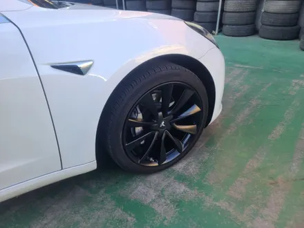 대구 휠복원-[테슬라 모델3 순정휠 맷블랙색상 휠도색]휠수리/대구 자동차 휠 / 대구 동구 동호동