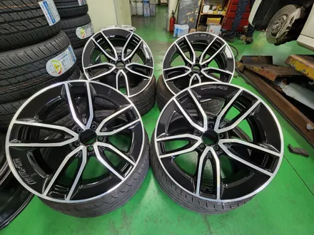 대구자동차휠복원-[벤츠E53AMG 순정휠 블랙유광색상 다이아몬드컷팅 투톤휠 휠복원]휠수리/휠도색/대구자동차휠 / 대구 동구 동호동
