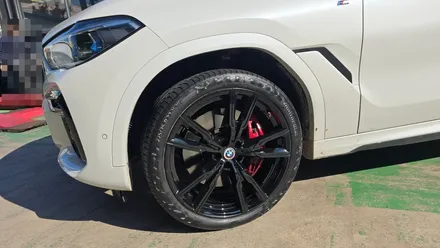 대구 자동차 휠복원 휠도색 휠수리 - [BMW X6 M50i 순정 22인치 블랙유광 휠복원] 대구 자동차 휠 / 대구 동구 동호동