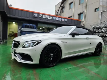 대구휠도색-[벤츠 C63 AMG 순정휠 블랙유광 색상 휠복원]휠수리/대구 자동차 휠 / 대구 동구 동호동