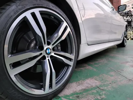 대구 휠복원-[BMW7시리즈 순정휠 다이아몬드컷팅 휠수리]휠도색/대구 자동차 휠 / 대구 동구 동호동