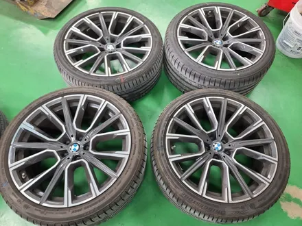 대구 휠도색-[신형 BMW 750LI 순정휠 블랙유광 색상 휠수리]휠복원/대구 자동차 휠 / 대구 동구 동호동