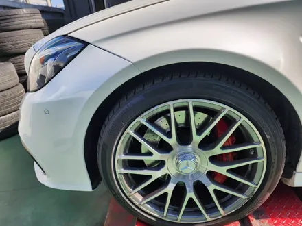 대구 자동차 휠복원 휠도색 휠수리-[벤츠CLS63AMG 순정휠 블랙반무광 색상 휠도색]대구 자동차 휠 / 대구 동구 동호동