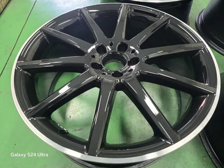 대구 자동차 휠복원 휠도색 휠수리 - [벤츠 GLA45 AMG 차량 순정 20인치 블랙유광/림끝라인 복원] 대구 자동차 휠 / 대구 동구 동호동