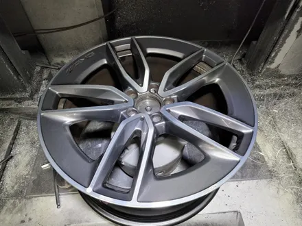 대구자동차휠복원-[벤츠E53AMG 순정휠 블랙유광색상 다이아몬드컷팅 투톤휠 휠복원]휠수리/휠도색/대구자동차휠 / 대구 동구 동호동