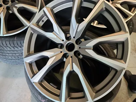 대구휠수리-[BMW X7 순정 다이아몬드컷팅휠 휠복원]휠도색/대구 자동차 휠 / 대구 동구 동호동