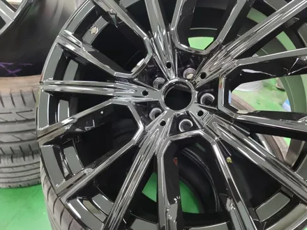 대구 휠도색-[신형 BMW 750LI 순정휠 블랙유광 색상 휠수리]휠복원/대구 자동차 휠 / 대구 동구 동호동